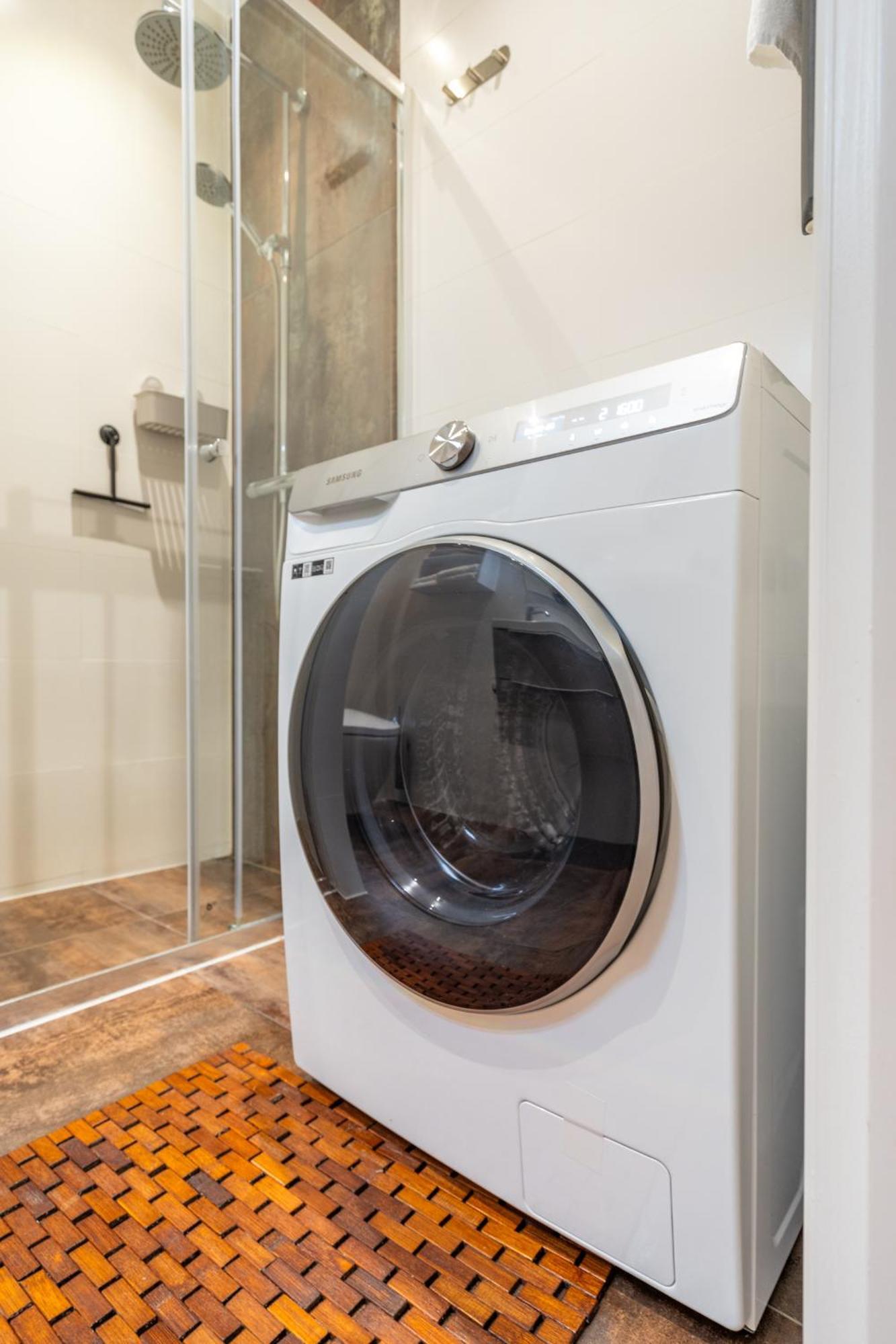 Stylish Studio In The Heart Of Breda City Center Екстериор снимка